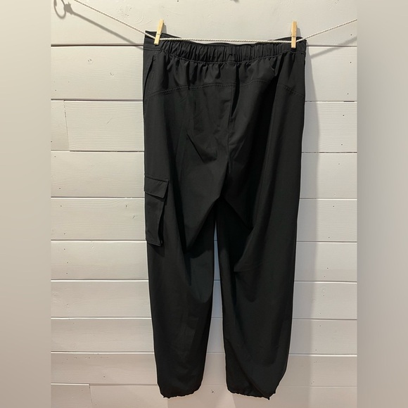 🖤 Old Navy Black Quick-Dry Utility Pants – Size M tall – NWOT🖤 - Picture 8 of 8